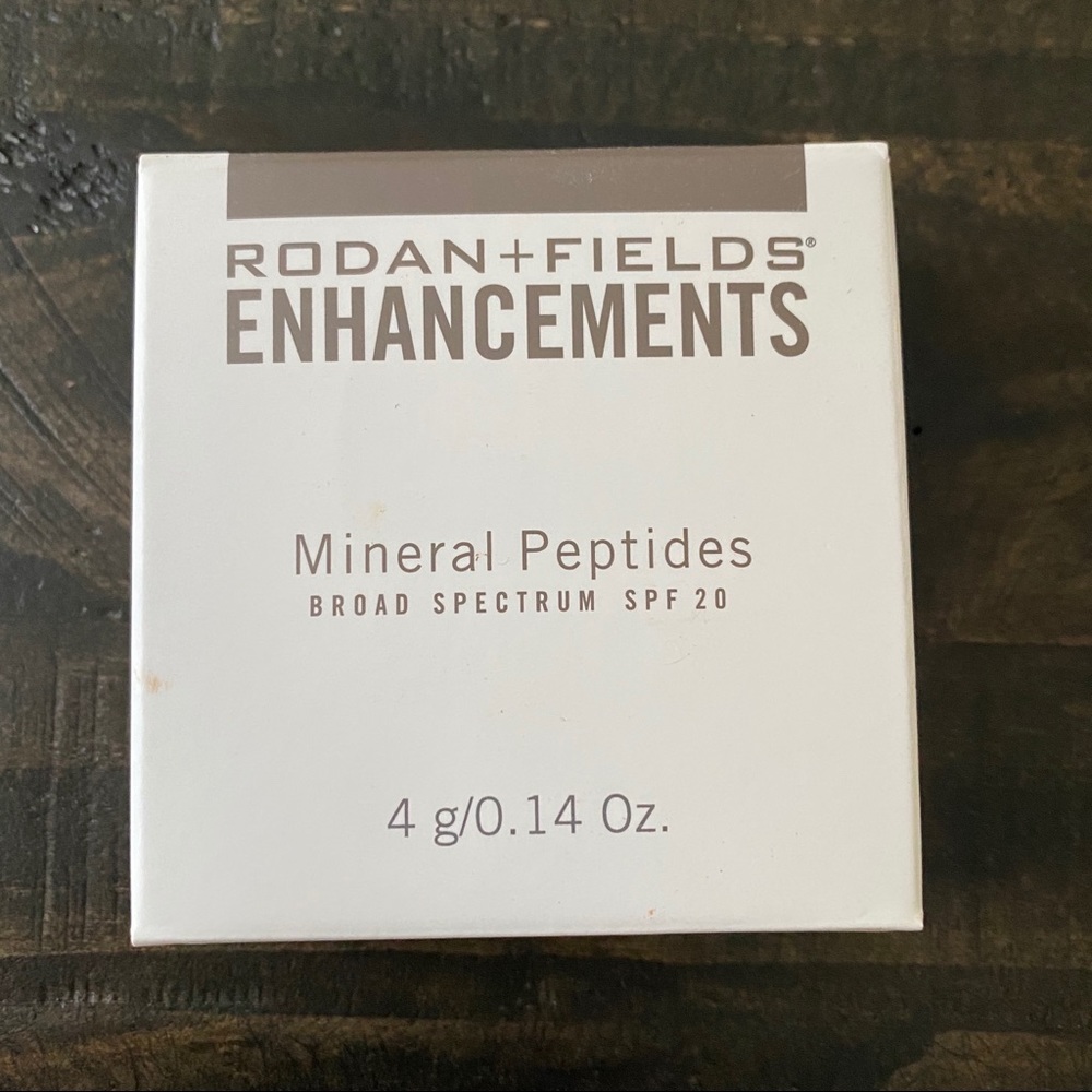 Rodan + Fields Mineral Peptides - medium shade